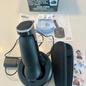 Braun Series 6 (6072cc) – with cleaning station- NEW